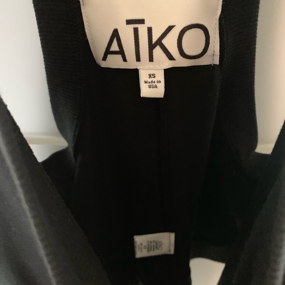Aiko Black Crop Vest - Picture 2 of 5